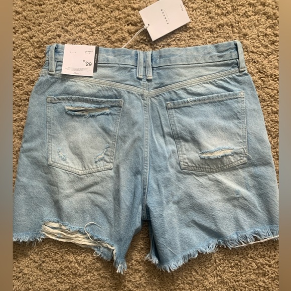 Light-washed Distressed Denim Jean Shorts, Size 29 - Picture 4 of 7